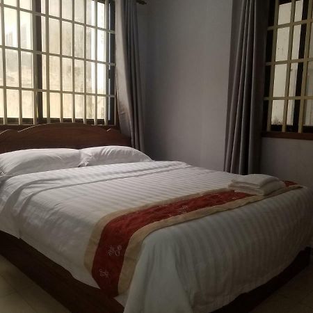 Wei Si Deng Hotel & Restaurant Phnom Penh Exterior foto
