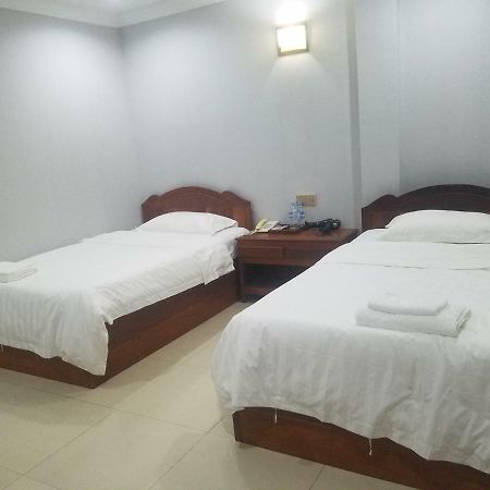 Wei Si Deng Hotel & Restaurant Phnom Penh Exterior foto